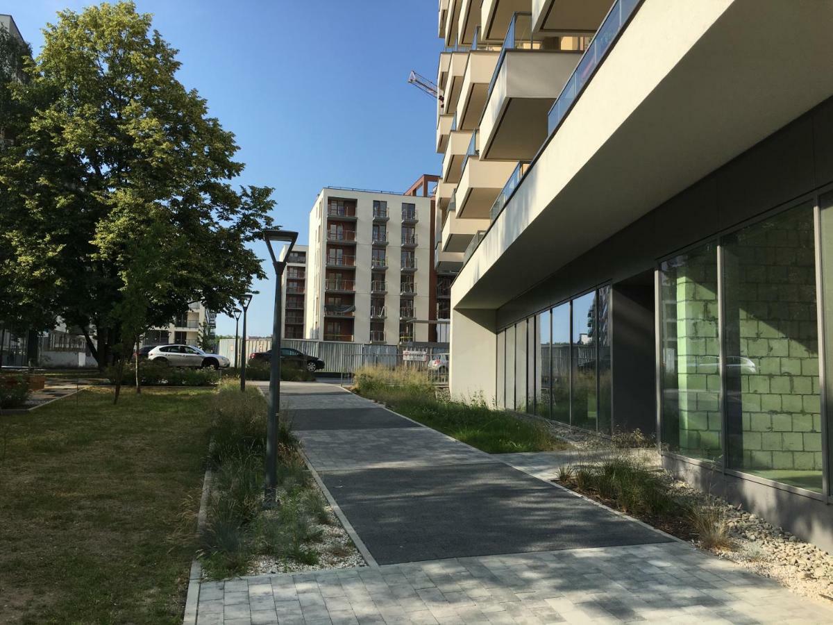 Shoq Studio Nice Apartment With Private Parking Krakau Exterior foto