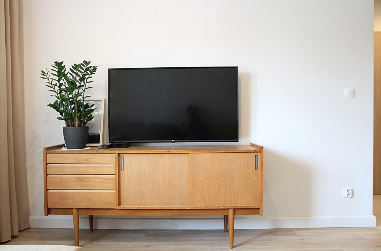 Shoq Studio Nice Apartment With Private Parking Krakau Exterior foto